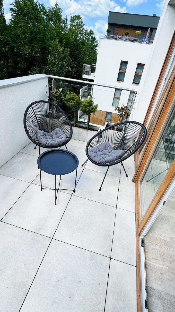 Apartament Park Bazantow Katowice Esterno foto